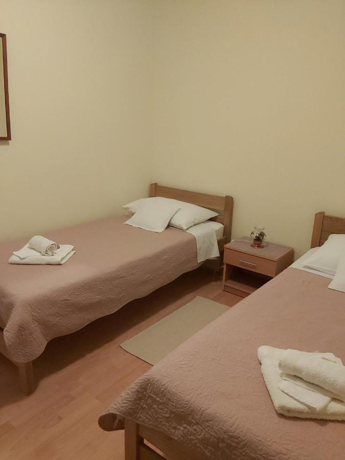 Appartement Apartman Rosa à Skradin Extérieur photo